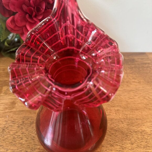 Fenton Cranberry Art Glass Vase Jack in the Pulpit Swirl White Ribbon Ruffle - Picture 3 of 7